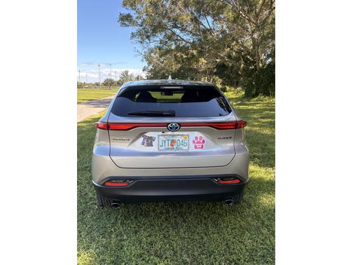 2021 Toyota Venza LE