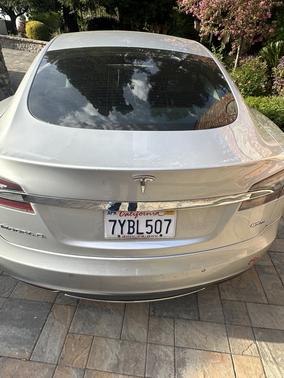 2015 Tesla Model S 85D