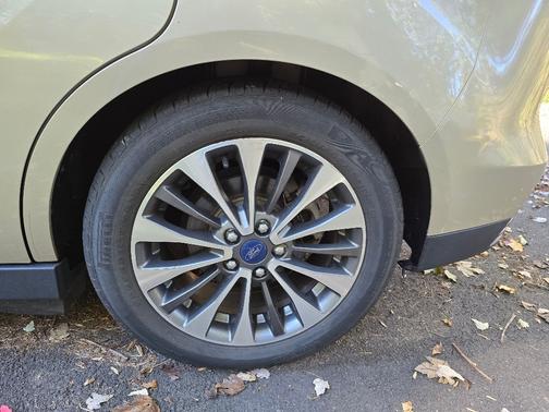 Gold 2017 Ford C-Max Energi Titanium