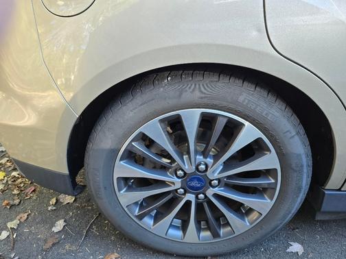 Gold 2017 Ford C-Max Energi Titanium