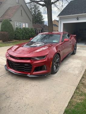 Photo 1 of 17 of 2018 Chevrolet Camaro ZL1