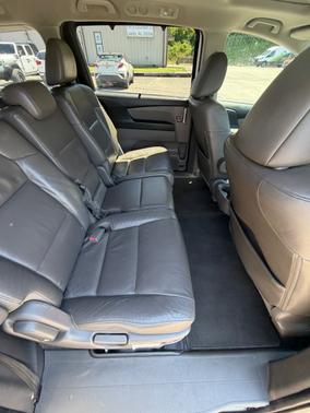 White 2011 Honda Odyssey EX-L