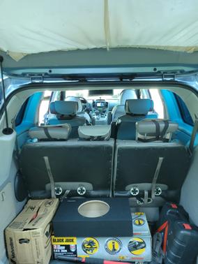 Blue 2007 Hyundai Entourage Limited