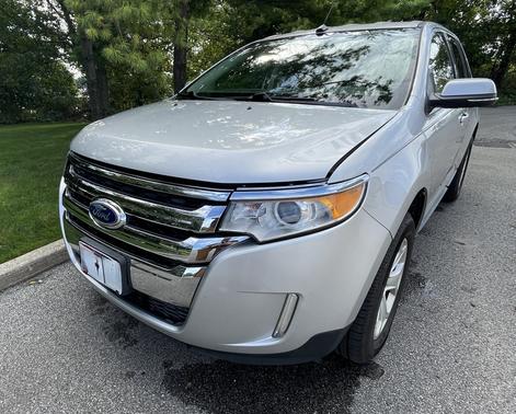 Silver 2014 Ford Edge SEL