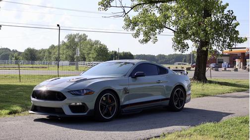 2022 Ford Mustang Mach 1