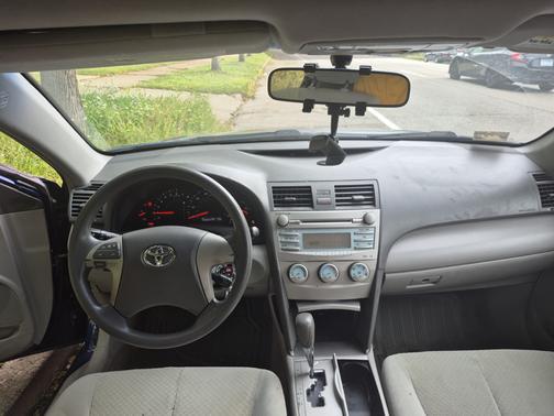 Blue 2007 Toyota Camry SE
