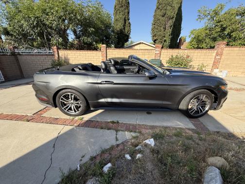 2017 Ford Mustang EcoBoost Premium