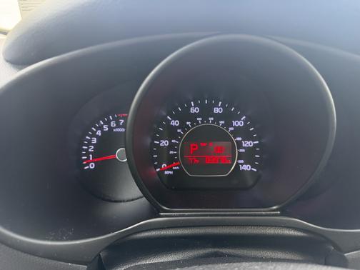 Silver 2015 Kia Soul +