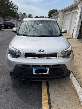 Silver 2015 Kia Soul +