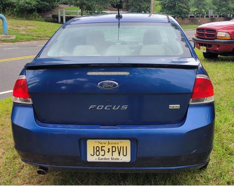 Blue 2009 Ford Focus SES