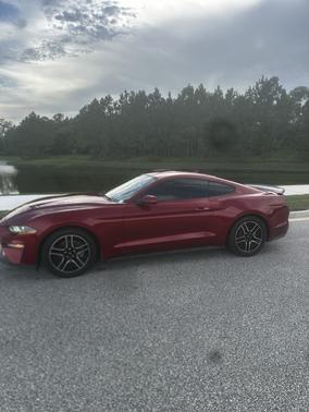 2020 Ford Mustang EcoBoost