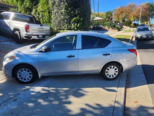 2012 Nissan Versa 1.6 S