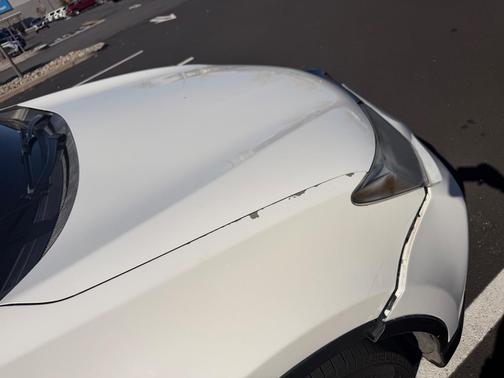 White 2016 Toyota RAV4 LE