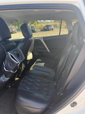 White 2016 Toyota RAV4 LE