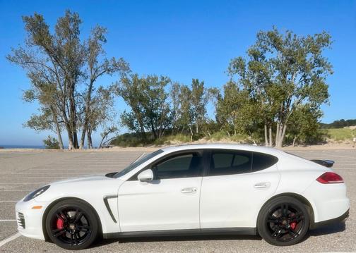 White 2015 Porsche Panamera Panamera Turbo