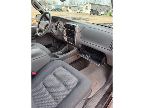 2004 Ford Explorer Sport Trac XLT