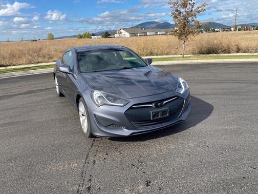 Gray 2013 Hyundai Genesis Coupe 2.0T