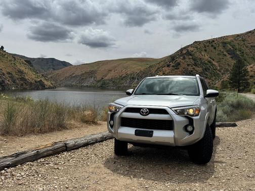 Silver 2015 Toyota 4Runner SR5