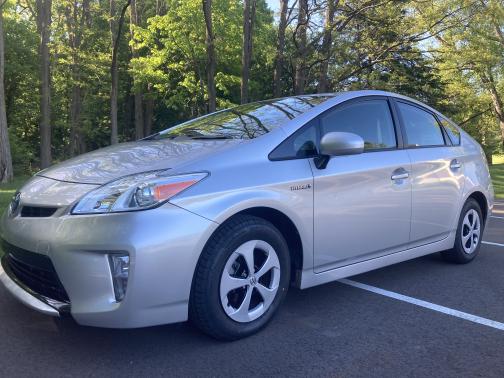 2014 Toyota Prius Two
