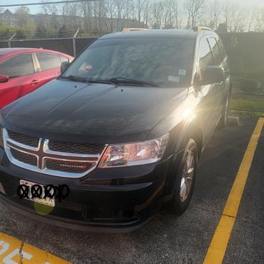 Black 2017 Dodge Journey SE