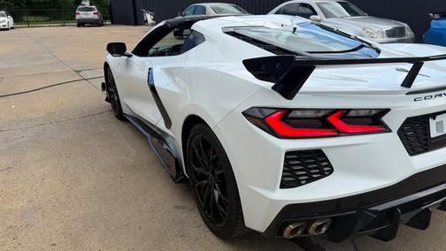 White 2024 Chevrolet Corvette Stingray w/1LT
