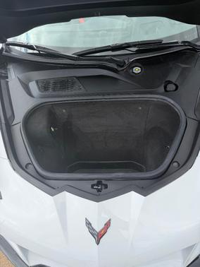 White 2024 Chevrolet Corvette Stingray w/1LT