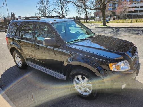 2010 Mazda Tribute s Grand Touring