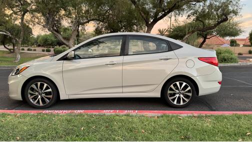 2017 Hyundai Accent Value Edition