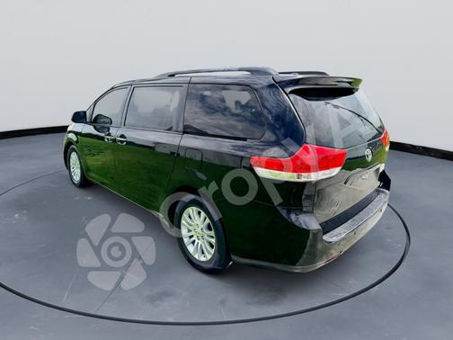 Black 2012 Toyota Sienna XLE