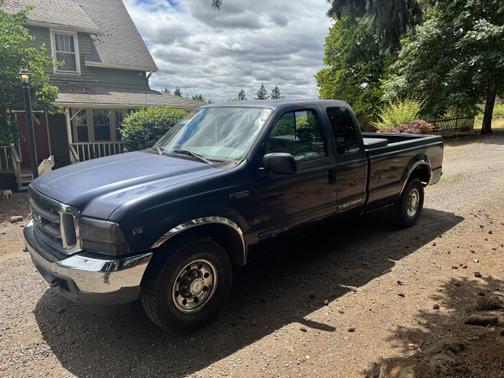 2001 Ford F-250 Lariat SuperCab