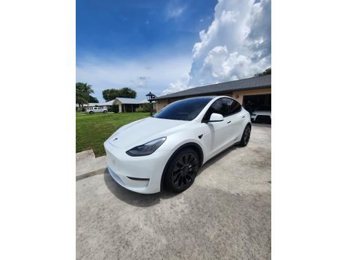 2024 Tesla Model Y Performance