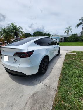 2024 Tesla Model Y Performance