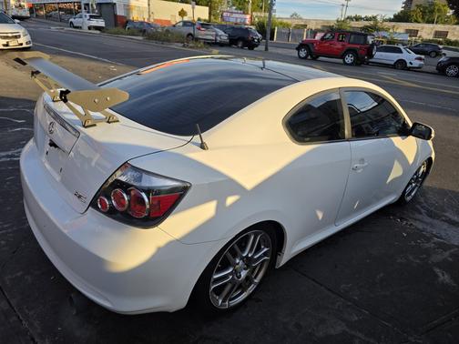 2009 Scion tC Base