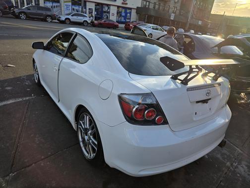 2009 Scion tC Base