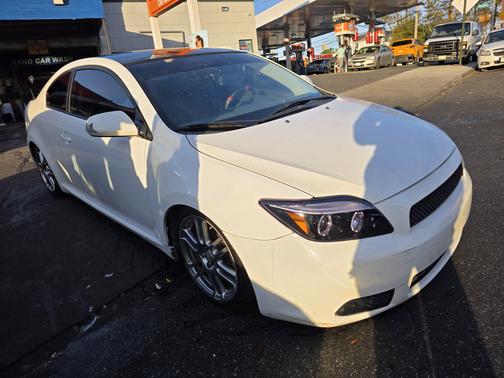 2009 Scion tC Base