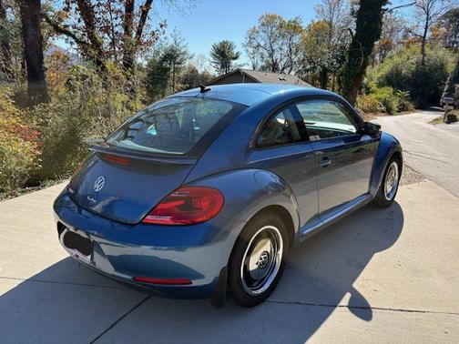 2016 Volkswagen Beetle 1.8T SEL