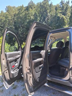 Gray 2005 Dodge Ram 1500 SLT Quad Cab