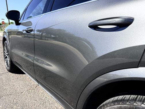 Gray 2019 Porsche Cayenne Cayenne
