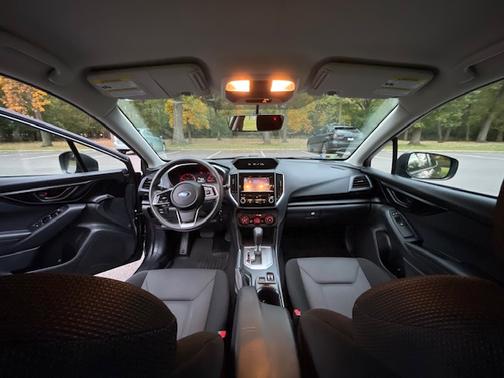 2019 Subaru Impreza 2.0i Premium