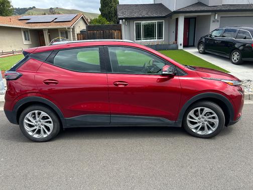 Red 2023 Chevrolet Bolt EUV LT