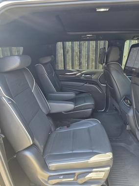 2021 Cadillac Escalade ESV Premium Luxury