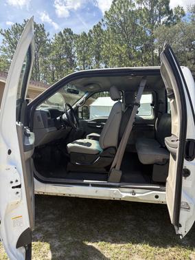2000 Ford F-250 XL SuperCab Super Duty
