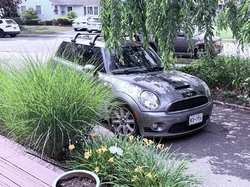 Silver 2009 MINI Cooper S Base