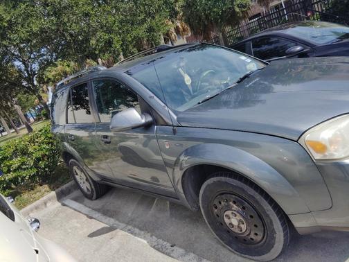 Gray 2007 Saturn Vue Base