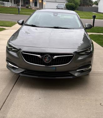 Gray 2019 Buick Regal Sportback Essence
