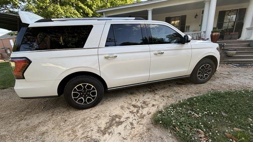 White 2019 Ford Expedition Max Limited