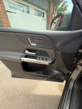 Gray 2020 Mercedes-Benz GLB 250 4MATIC