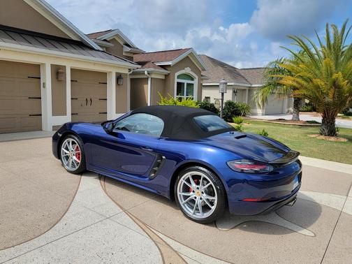 Blue 2021 Porsche 718 Boxster 718 Boxster S
