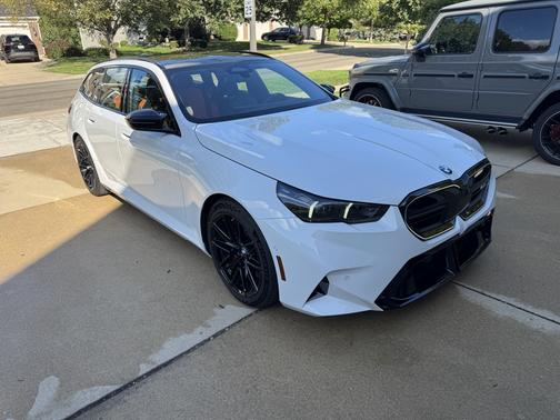 2025 BMW M5 Touring