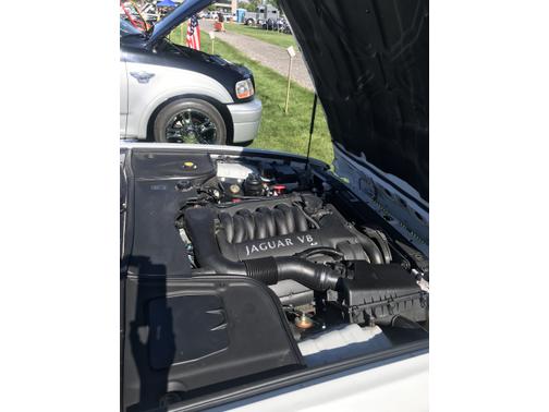 2000 Jaguar XJ8 L